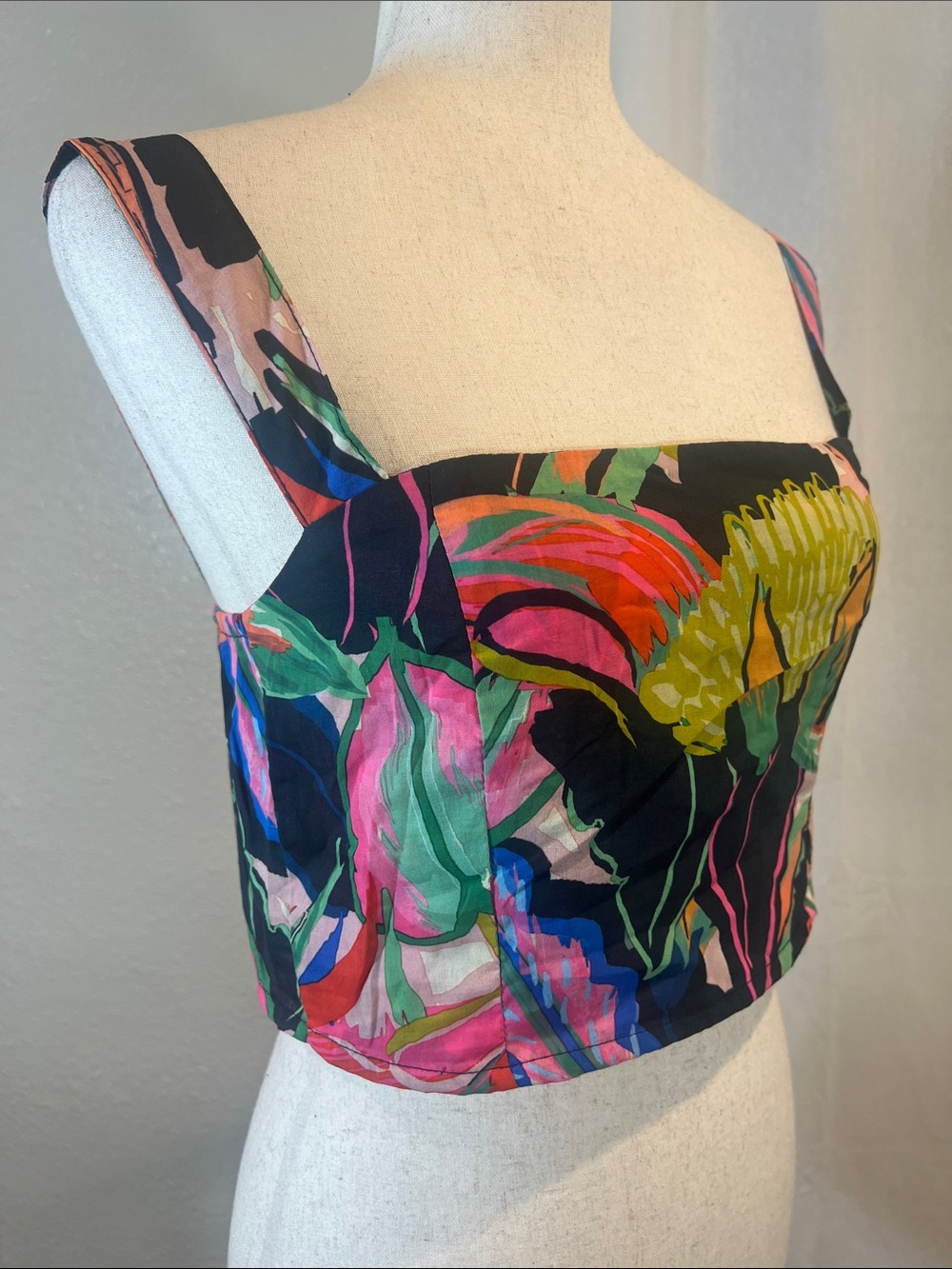 Self Contrast Floral Square-Neck Crop Tank Top. 100% Cotton. Size L. NWT - Picture 4 of 8